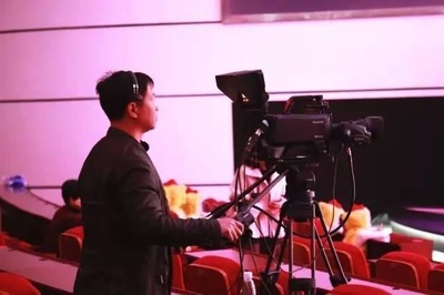 龍巖首次舉辦春節(jié)聯(lián)歡晚會(huì) 大型錄制開啟新春華章